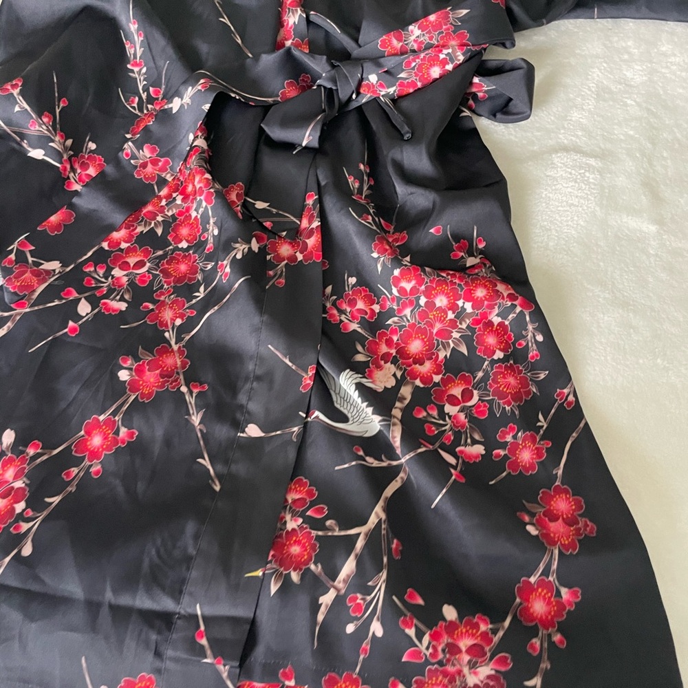 Kim + One Black Floral Cherry Blossom & Crane Robe - Picture 6 of 11